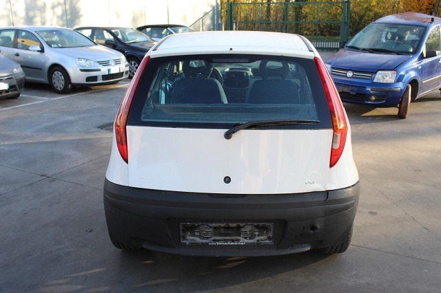 FIAT PUNTO 1.2 B 44KW 5M 3P (2000) RICAMBI IN MAGAZZINO