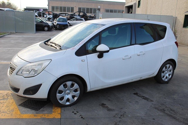 OPEL MERIVA B 1.3 D 70KW 5M 5P (2013) RICAMBI IN MAGAZZINO 