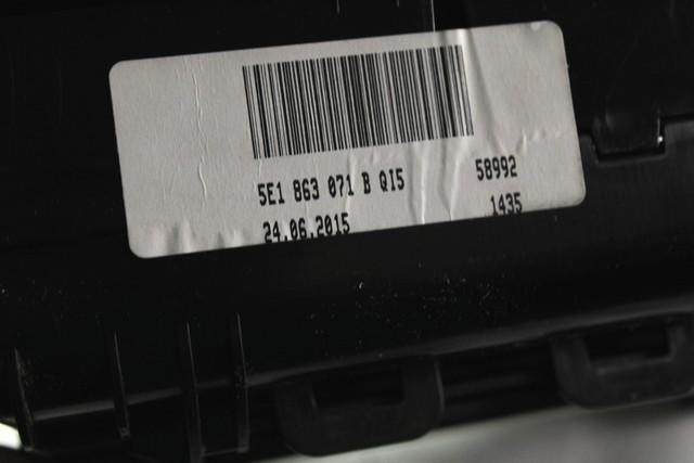 PEPELNIK / DRZALA ZA PIJACO OEM N. 5E1863071B ORIGINAL REZERVNI DEL SKODA OCTAVIA MK3 5E3 NL3 NR3 (2012 - 2017)BENZINA/METANO LETNIK 2015