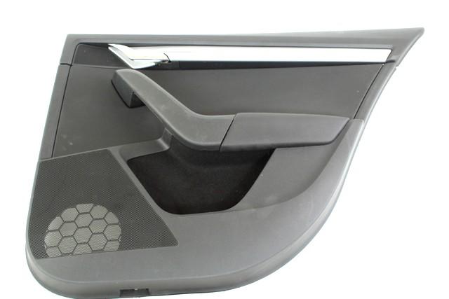 VRATNI PANEL OEM N. PNPDTSKOCTAVIA5E3MK3SW5P ORIGINAL REZERVNI DEL SKODA OCTAVIA MK3 5E3 NL3 NR3 (2012 - 2017)BENZINA/METANO LETNIK 2015