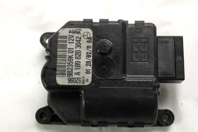 MOTORCEK OGREVANJA OEM N. A1698203042 ORIGINAL REZERVNI DEL MERCEDES CLASSE B W245 T245 5P (2005 - 2011) DIESEL LETNIK 2011