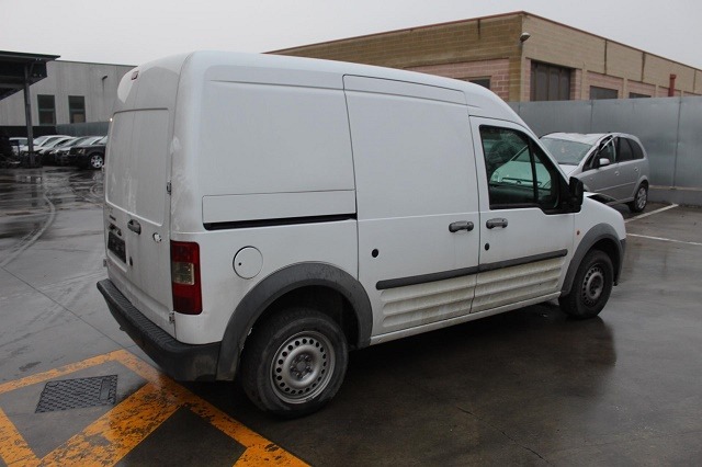 FORD TRANSIT CONNECT 1.8 D 66KW 5M 2P (2007) RICAMBI IN MAGAZZINO