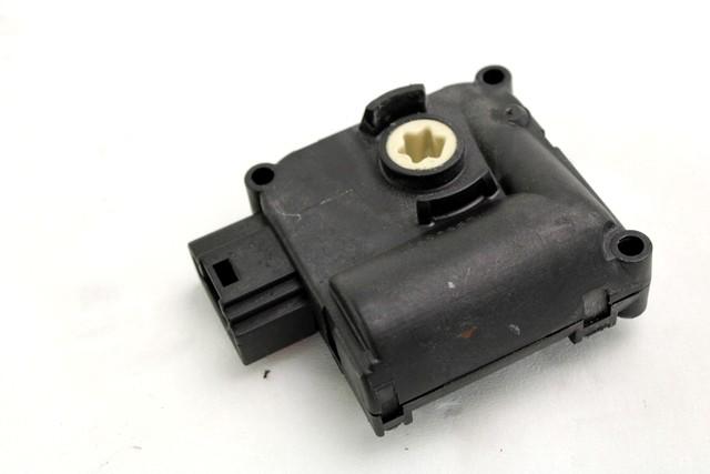 MOTORCEK OGREVANJA OEM N. 4E0820511 ORIGINAL REZERVNI DEL AUDI A8 MK2 D3/4E (2002 - 2009)BENZINA LETNIK 2004