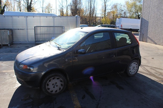 FIAT PUNTO 1.9 D 59KW 5M 5P (2000) RICAMBI IN MAGAZZINO