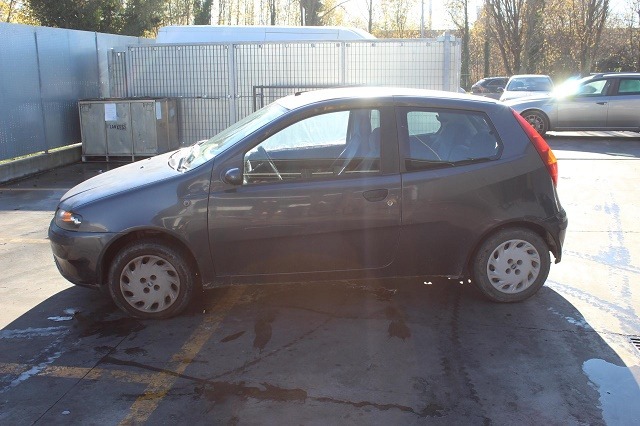 FIAT PUNTO 1.9 D 59KW 5M 5P (2000) RICAMBI IN MAGAZZINO