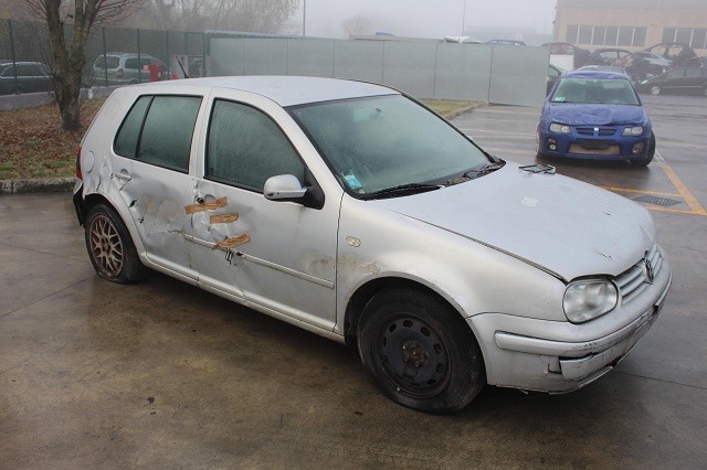 VOLKSWAGEN GOLF 4 1.9 D 81KW 5M 5P (1999) RICAMBI IN MAGAZZINO