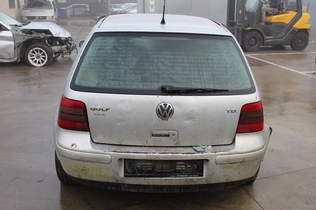 VOLKSWAGEN GOLF 4 1.9 D 81KW 5M 5P (1999) RICAMBI IN MAGAZZINO