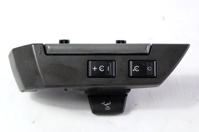 MULTIFUNKCIJSKI VOLAN OEM N. XPD500601WVH ORIGINAL REZERVNI DEL LAND ROVER RANGE ROVER SPORT L320 MK1 (2005 - 2010) DIESEL LETNIK 2006