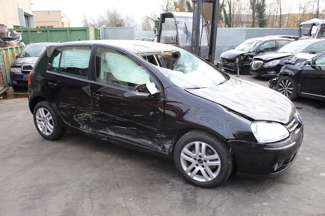 VOLKSWAGEN GOLF 5 1.6 B 75KW 5M 5P (2007) RICAMBI IN MAGAZZINO