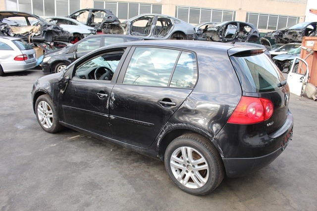 VOLKSWAGEN GOLF 5 1.6 B 75KW 5M 5P (2007) RICAMBI IN MAGAZZINO