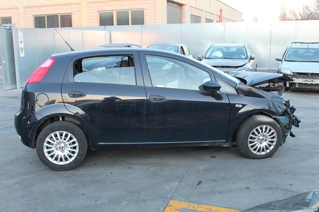 FIAT PUNTO 1.2 B 51KW 5M 5P (2016) RICAMBI IN MAGAZZINO