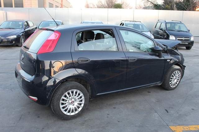 FIAT PUNTO 1.2 B 51KW 5M 5P (2016) RICAMBI IN MAGAZZINO