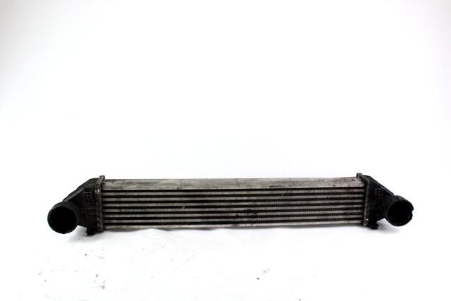 HLADILNIK INTERCOOLER OEM N. A1695000900 ORIGINAL REZERVNI DEL MERCEDES CLASSE A W169 5P C169 3P R (05/2008 - 2012) DIESEL LETNIK 2012