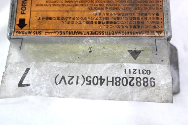 RACUNALNIK AIRBAG OEM N. 988208H405 ORIGINAL REZERVNI DEL NISSAN X-TRAIL T30 (2001 - 08/2007) DIESEL LETNIK 2004