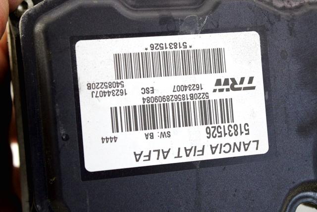 ABS AGREGAT S PUMPO OEM N. 51831526 ORIGINAL REZERVNI DEL ALFA ROMEO 159 939 BER/SW (2005 - 2013) DIESEL LETNIK 2009