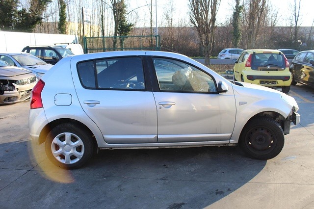 DACIA SANDERO 1.4 G 55KW 5M 5P (2010) RICAMBI IN MAGAZZINO