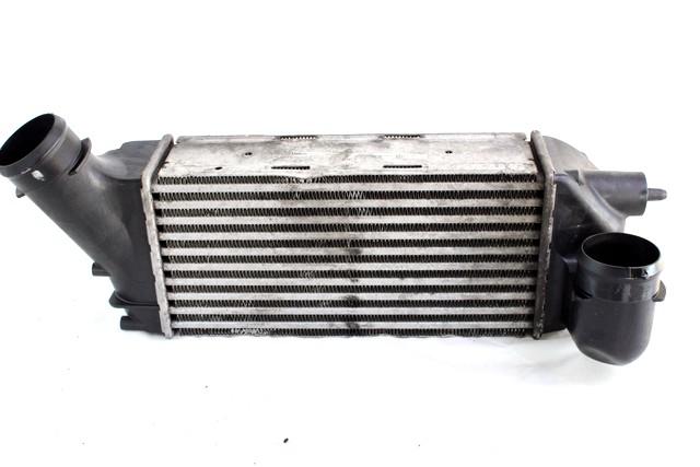 HLADILNIK INTERCOOLER OEM N. 9656525880 ORIGINAL REZERVNI DEL PEUGEOT 308 4A 4B 4C 4E 4H MK1 BER/SW/CC (2007 - 2013) DIESEL LETNIK 2008