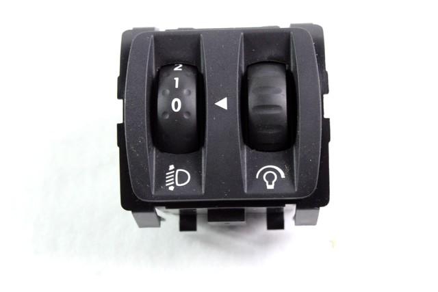 GLAVNO STIKALO LUCI OEM N. 251900567R ORIGINAL REZERVNI DEL RENAULT CLIO BH KH MK4 (2012 - 2019)DIESEL LETNIK 2014