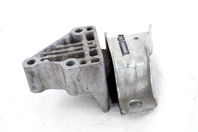 NOSILCI MOTORJA/DRUGO OEM N. 1358088080 ORIGINAL REZERVNI DEL PEUGEOT BOXER MK2 (2006 - 2014)DIESEL LETNIK 2010