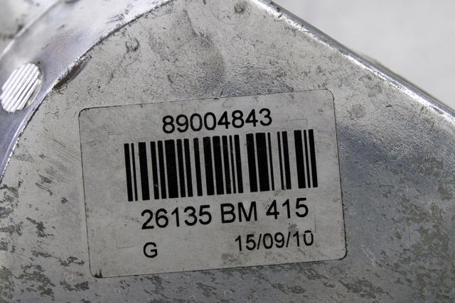 SPREDNJI INDIKATOR OEM N. 26135BM415 ORIGINAL REZERVNI DEL NISSAN ALMERA TINO V10 MK2 (2000 - 2006)  LETNIK 2002