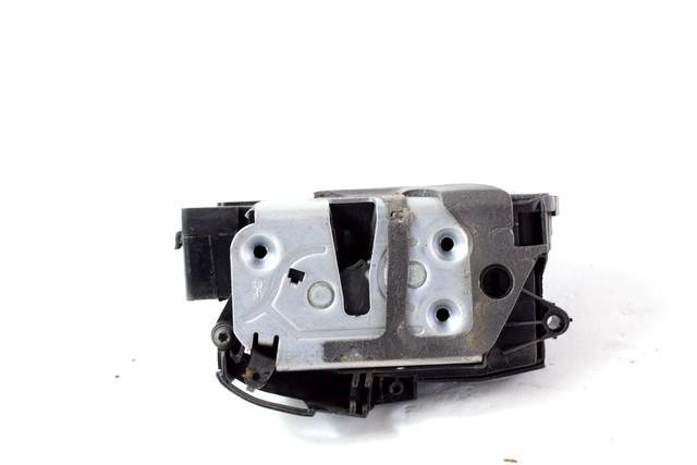 CENTRALNI ZAKLEP SPREDNJIH VRAT  OEM N. 8A6A-A21812-BE ORIGINAL REZERVNI DEL FORD FIESTA CB1 CNN MK6 (09/2008 - 11/2012) BENZINA/GPL LETNIK 2010