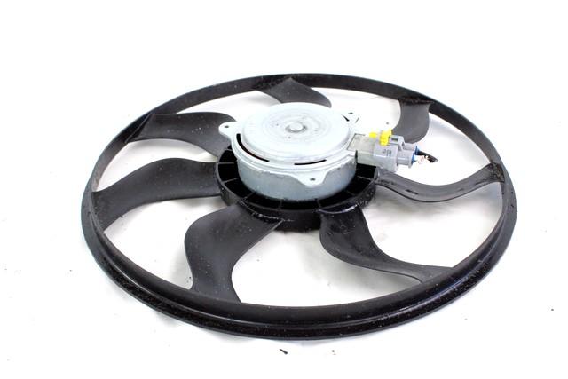 VENTILATOR HLADILNIKA OEM N. 214815285R ORIGINAL REZERVNI DEL RENAULT CLIO B7 SCE MK5 (DAL 2019)BENZINA LETNIK 2021