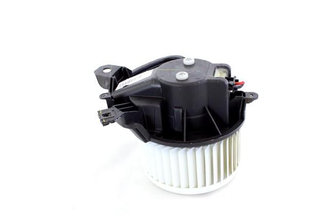 VENTILATOR  KABINE  OEM N. 77367820 ORIGINAL REZERVNI DEL FIAT TIPO 356-4P 357-5P 358-SW (2015 - 2020)BENZINA LETNIK 2020