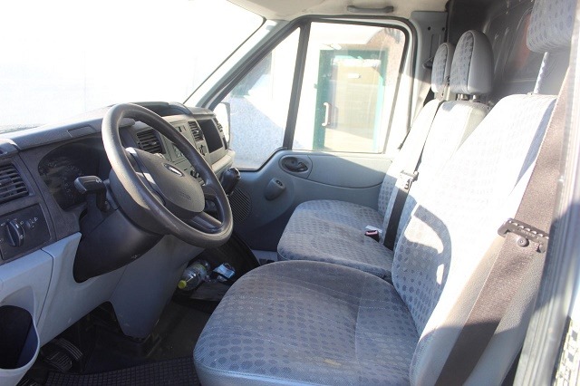 FORD TRANSIT 2.2 D 63KW 5M 2P (2007) RICAMBI IN MAGAZZINO