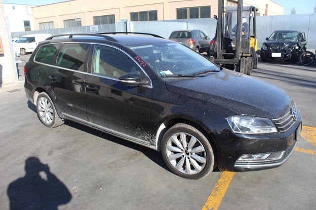 VOLKSWAGEN PASSAT 1.4 M 110KW AUT 5P (2011) RICAMBI IN MAGAZZINO