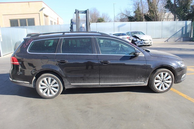 VOLKSWAGEN PASSAT 1.4 M 110KW AUT 5P (2011) RICAMBI IN MAGAZZINO