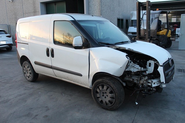 FIAT DOBLO 2.0 D 99KW 6M 2P (2015) RICAMBI IN MAGAZZINO