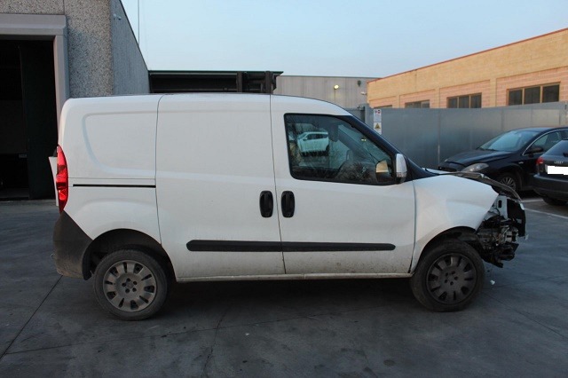 FIAT DOBLO 2.0 D 99KW 6M 2P (2015) RICAMBI IN MAGAZZINO