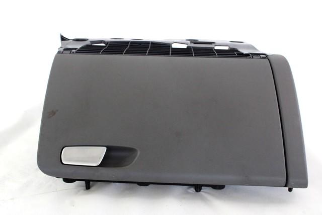 PREDAL ZA DOKUMENTE OEM N. 8K2857035A ORIGINAL REZERVNI DEL AUDI A5 8T COUPE/5P (2007 - 2011) DIESEL LETNIK 2008