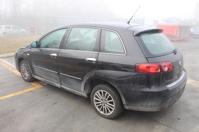 FIAT CROMA 1.9 D 110KW AUT 5P (2010) RICAMBI IN MGAZZINO