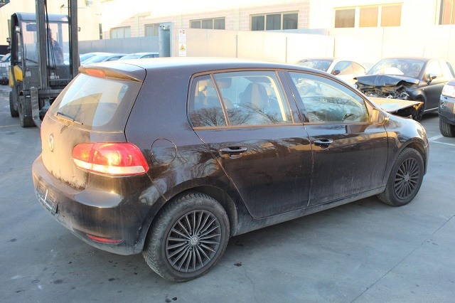 VOLKSWAGEN GOLF 6 1.4 B 59KW 5M 5P (2011) RICAMBI IN MAGAZZINO