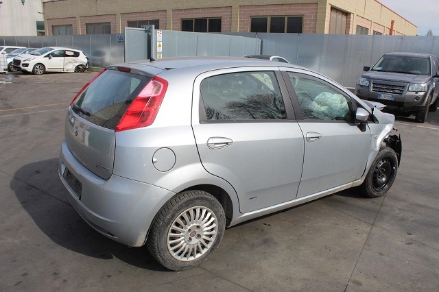 FIAT GRANDE PUNTO 1.2 B 48KW 5M 5P (2007) RICAMBI IN MAGAZZINO