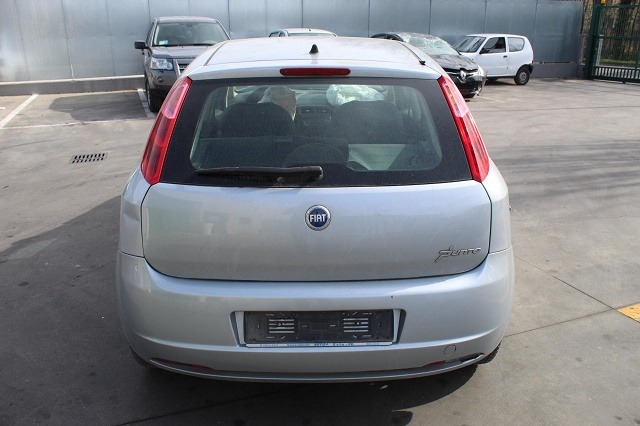 FIAT GRANDE PUNTO 1.2 B 48KW 5M 5P (2007) RICAMBI IN MAGAZZINO