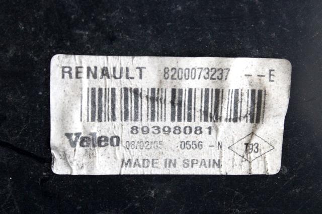 ZADNJI DESNI ZAROMETI OEM N. 8200073237 ORIGINAL REZERVNI DEL RENAULT MEGANE MK2 BM0/1 CM0/1 EM0/1 KM0/1 LM0/1 BER/GRANDTOUR  (10/2002 - 02/2006) DIESEL LETNIK 2003