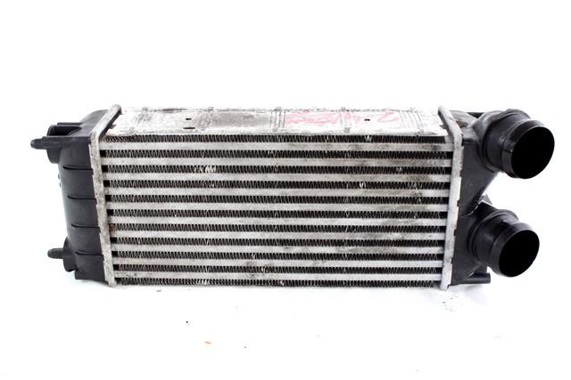 HLADILNIK INTERCOOLER OEM N. 9684212480 ORIGINAL REZERVNI DEL PEUGEOT 3008 MK1 0U (2009 - 2016) DIESEL LETNIK 2012