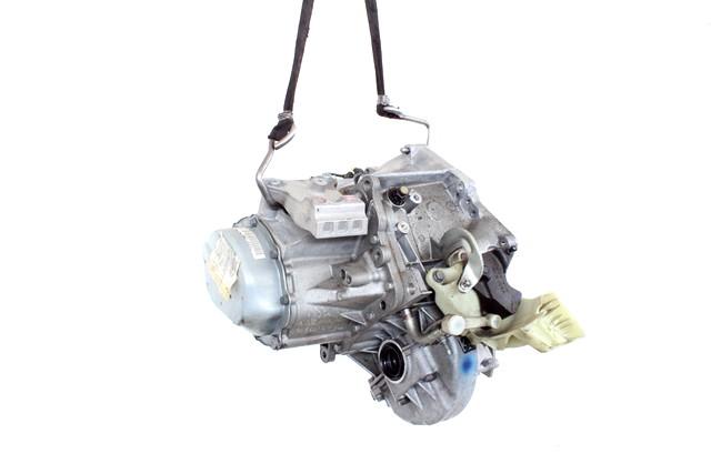 ROCNI MENJALNIK OEM N. 9680886610 CAMBIO MECCANICO ORIGINAL REZERVNI DEL PEUGEOT 208 CA CC MK1 (2012 -2019) DIESEL LETNIK 2017