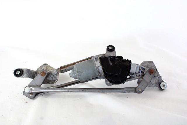 MOTORCEK PREDNJIH BRISALCEV OEM N. 38110-79J00 ORIGINAL REZERVNI DEL FIAT SEDICI FY R (05/2009 - 2014) BENZINA LETNIK 2009