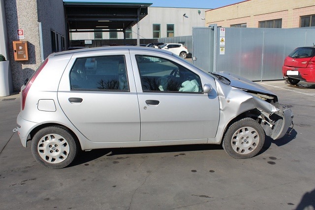 FIAT PUNTO 1.2 B 44KW 5M 5P (2007) RICAMBI IN MAGAZZINO