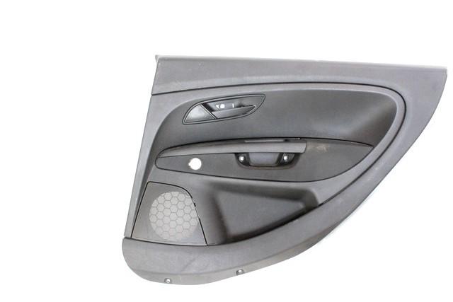 VRATNI PANEL OEM N. PNPDTFTGPUNTO199BR5P ORIGINAL REZERVNI DEL FIAT GRANDE PUNTO 199 (2005 - 2012) BENZINA/METANO LETNIK 2013