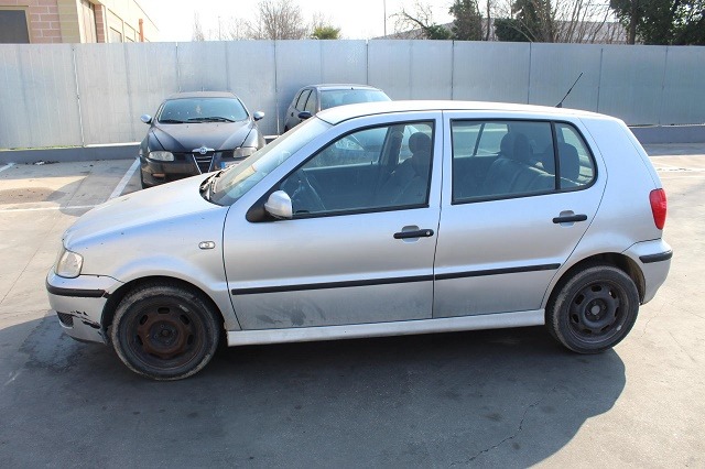 VOLKSWAGEN POLO 1.4 B 44KW 5M 5P (2000) RICAMBI IN MAGAZZINO