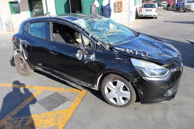 RENAULT CLIO 1.2 B 54KW 5M 5P (2015) RICAMBI IN MAGAZZINO