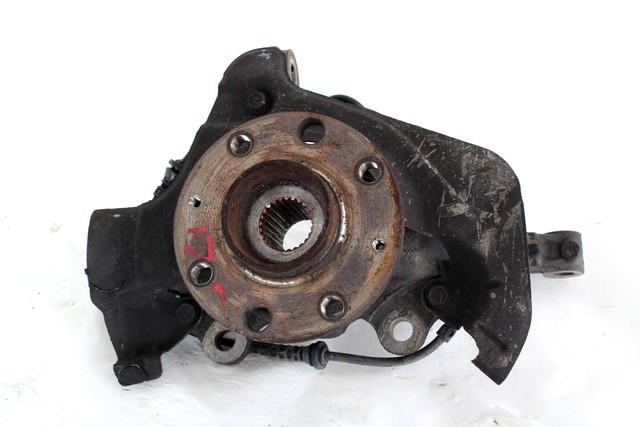 VRTLJIVI LEZAJ DESNO / PESTO KOLESA Z LEZAJEM SPREDAJ OEM N. 51776377 ORIGINAL REZERVNI DEL FIAT PUNTO 199 MK3 (2011 - 2017)DIESEL LETNIK 2015