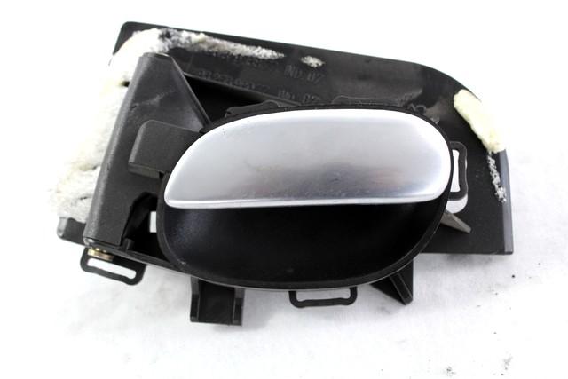 NOTRANJA KLJUKA  OEM N. 9623698077 ORIGINAL REZERVNI DEL PEUGEOT 206 / 206 CC 2A/C 2D 2E/K (1998 - 2003) DIESEL LETNIK 2003