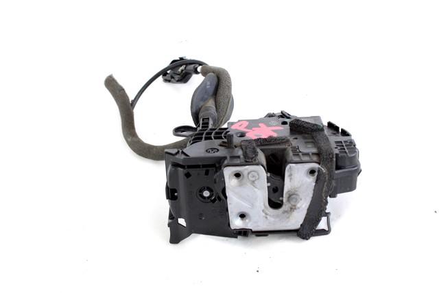 CENTRALNO ZAKLEPANJE ZADNJIH DESNIH VRAT OEM N. 825002104R ORIGINAL REZERVNI DEL RENAULT CLIO BH KH MK4 (2012 - 2019)BENZINA LETNIK 2015