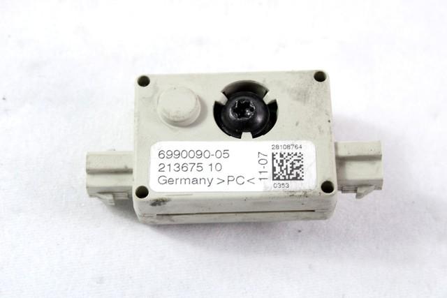 OJACEVALEC / ANTENA OEM N. 6990090 ORIGINAL REZERVNI DEL BMW SERIE 3 BER/SW/COUPE/CABRIO E90/E91/E92/E93 (2005 -2009) DIESEL LETNIK 2007