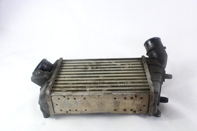 HLADILNIK INTERCOOLER OEM N. 46744880 ORIGINAL REZERVNI DEL ALFA ROMEO 147 937 R (2005 - 2010) DIESEL LETNIK 2008